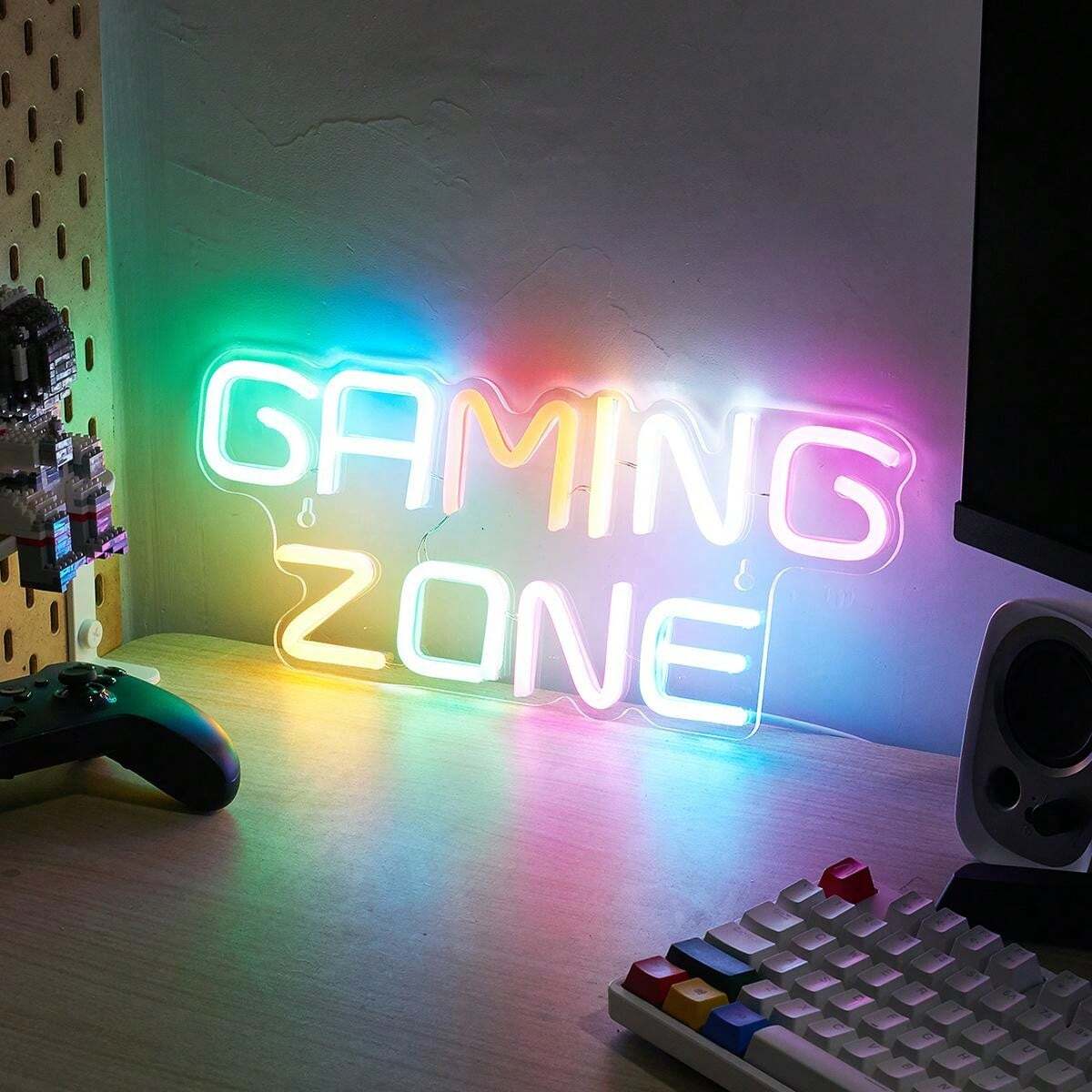 10201-products-660cfebc3d029.jpg اضاءة نيون للسيت اب جيمنج علامة جيم زون led النيون الضوئية للتزيين على الحائط أو على الطاولة مدعوم ب- Usb للغرفة GAMING ZONE - الصورة 1