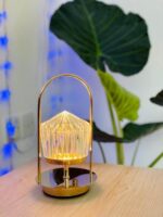 مصباح انيق رمانسي يعمل بالمس بثلاث درجات للاضاءة للغرف والمكاتب والكافيها يعطي احساس مريحة خالية من التوتر