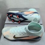 ⁦حذاء كرة القدم براغي⁩ - الصورة ⁦2⁩