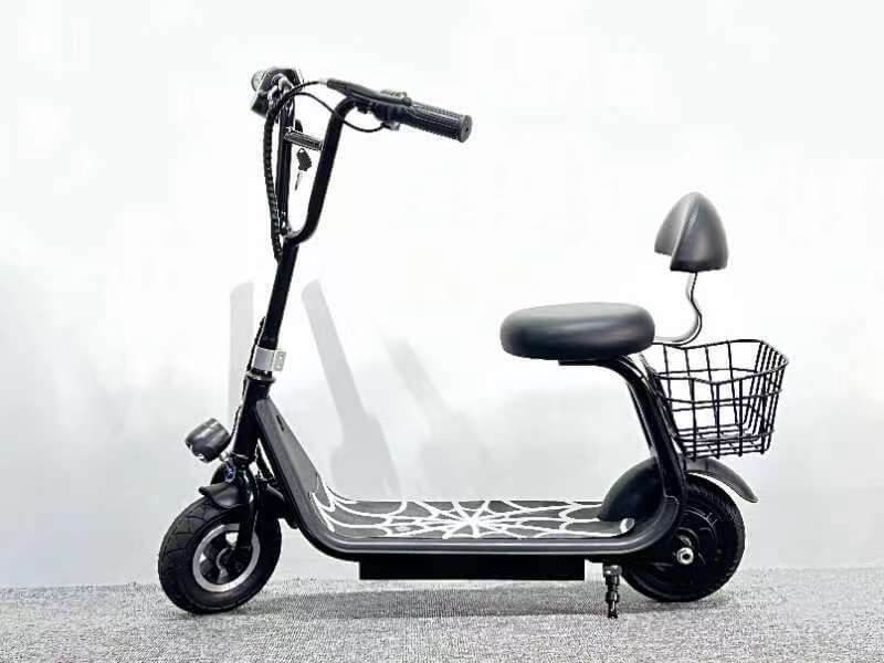 10937-products-67e3b67844db1.jpeg سكوتر كهربائي بمقعد وسلة 36 فولت Fun Moment بطارية قويه 5000 ملي أمبير سرعة قصوى 20 كم/ساعة. - الصورة 1