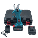 ⁦مقص محمول بالبطارية قوي جدا بقوة 100 نيوتن متر مع بطاريتان مناسب لقص وتقطيع الكثير من المواد مثل الخشب وغيرها⁩ - الصورة ⁦7⁩