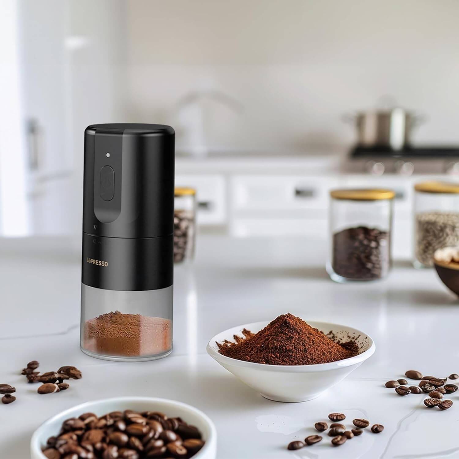 11112-products-687b9cad160cd.jpg مطحنة قهوة محمولة LePresso Broyeur ، وسعة البطارية 1200 مللي أمبير، وواجهة قابلة للتكيف، وذيل متصفح متوافق، ووظيفة إلغاء النق - الصورة 1