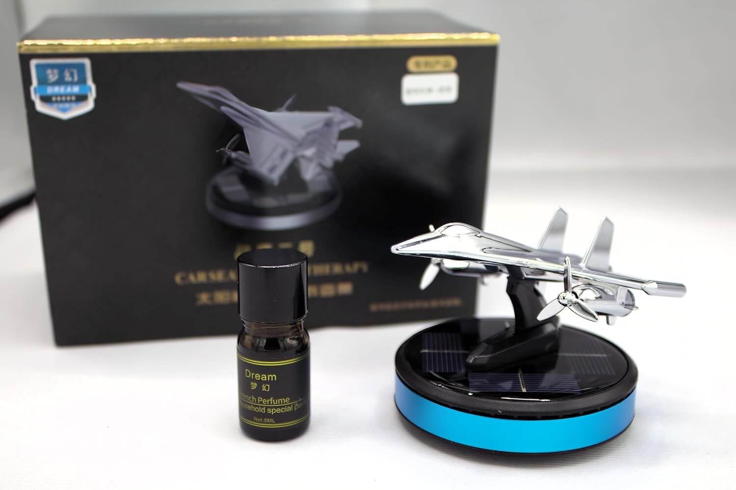 11144-products-688a2215d2f4b.jpg معطر جو للسيارات فواحة موزع عطر سيارة يعمل بالطاقة الشمسية من زيليون جلوبال | تصميم طائرة، مروحة دوارة أوتوماتيكية | يوضع على - الصورة 1