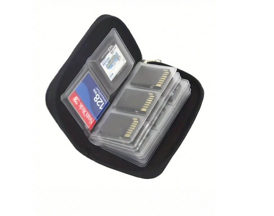 11149-products-688a5db399189.jpeg حقيبة تخزين بطاقات متعددة الوظائف من PVC – قطعة واحدة لحفظ بطاقات الكاميرا وذاكرة CF وSD - الصورة 1