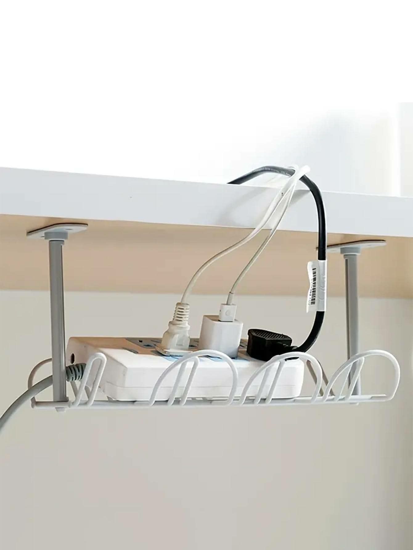 9595-products-652798aec830f.jpg سلة حاملة الاسلاك منظم اسلاك بلاستيك توصيلات في لوح تخزين منظم اسلاك الاجهزة الالكترونية تركب اسفل الطاولات - الصورة 1