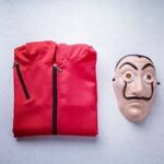 ⁦زي مع القناع بنمط مسلسل البرفسور قياس XL لاكاسا دي بابيل بروفيسور La Case De Papel⁩ - الصورة ⁦2⁩