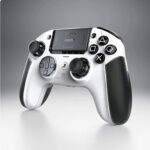 ⁦جهاز تحكم وحدة تحكم ناكون ريفولوشن 5 برو باللون الأبيض للبلايستيشن5⁩ - الصورة ⁦3⁩